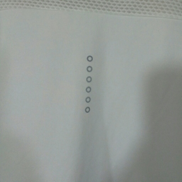 NWT Nike Running Dri Fit White Mesh Tee Shirt - Picture 5 of 5